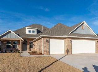 9229 SW 43rd St, Oklahoma City, OK 73179