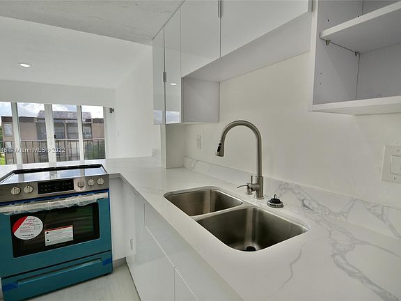 5th image of 8897 Fontainebleau Blvd APT 412