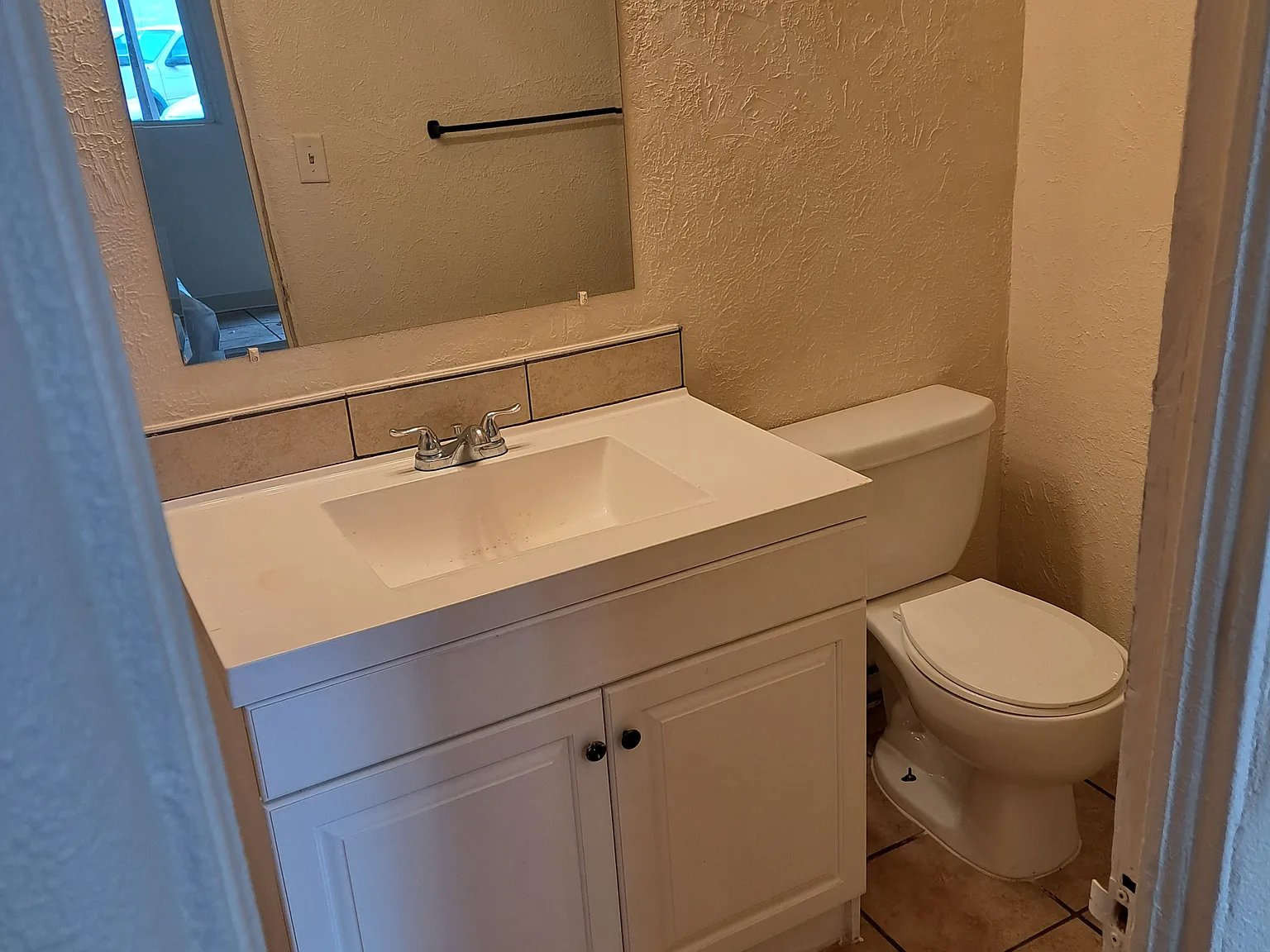 Studio, 200 sqft, $750 — Photo 4