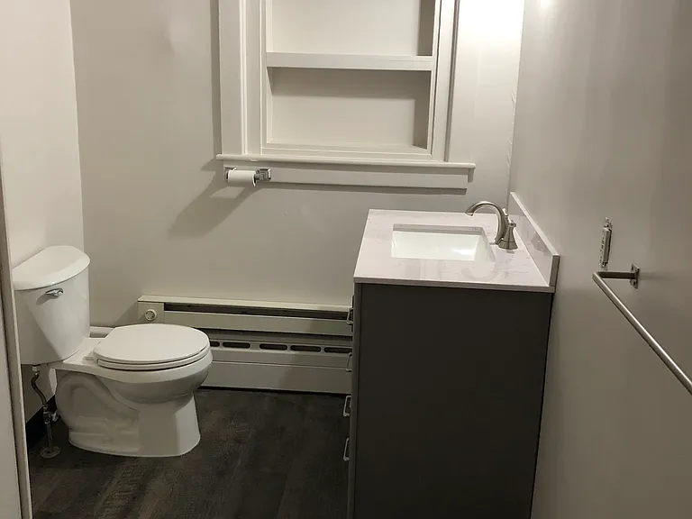 210 S Dauphin St #2 — Photo 6