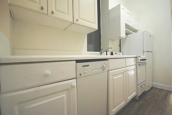 Rented by Bold New York | media 18