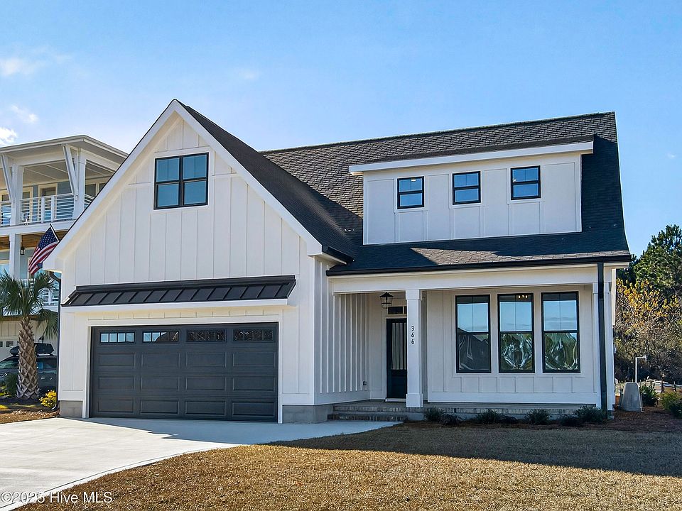 1st image of 366 Summerhouse Drive