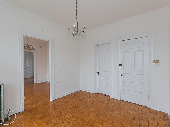 4th image of 450 W Armitage Ave #5403W