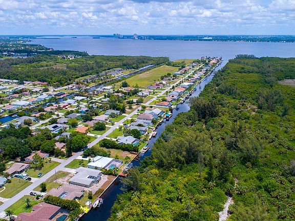 3rd image of 2114 Coral Point Dr