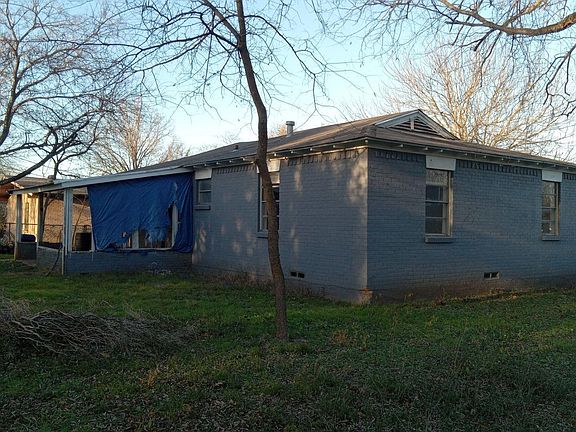 3rd image of 125 Crockett Dr