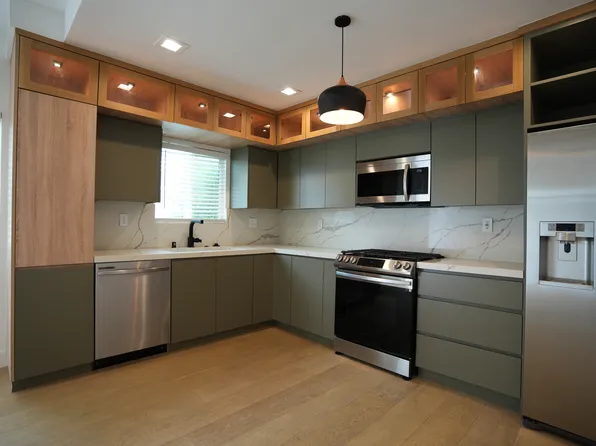 2135 N Lincoln St APT B, Burbank, CA 91504