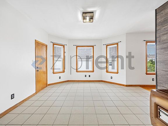 5th image of 544 Plymouth Ave #3