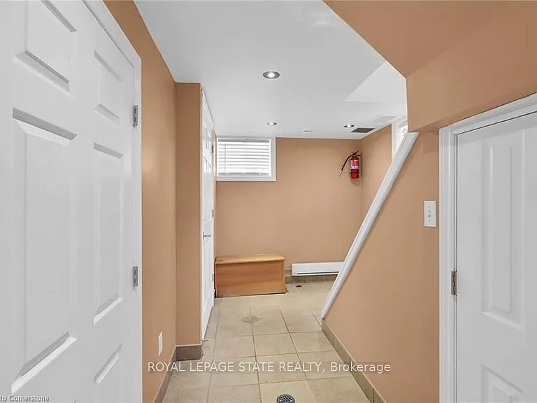 221 Gray Rd #B — Photo 20