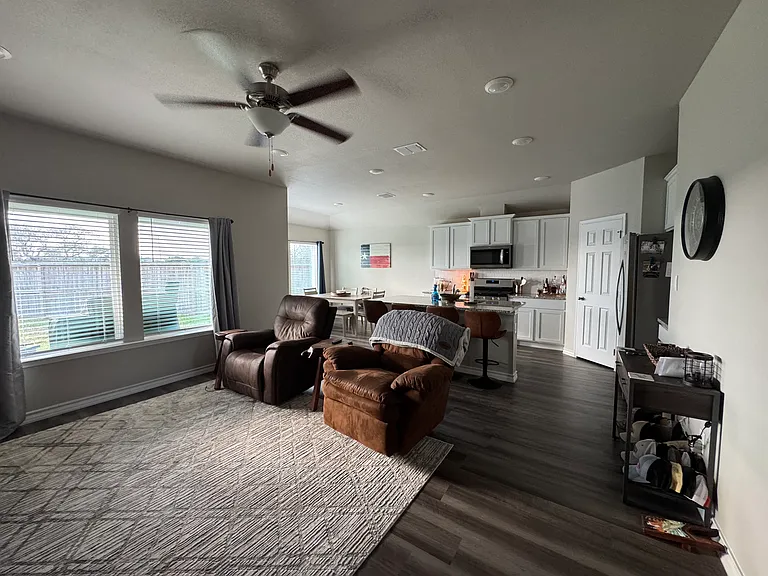 133 Antigua Dr — Photo 9
