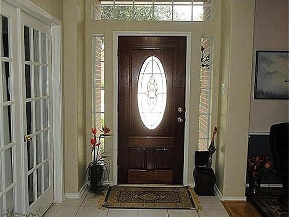 4th image of 2403 Hanston Ct