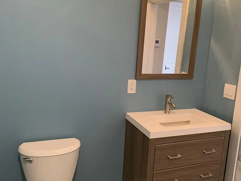 1612 Elm St #2R — Photo 3