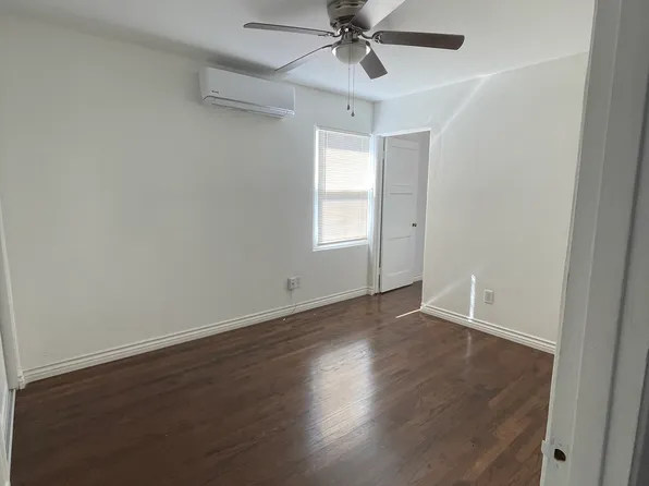 (undisclosed Address), San Diego, CA 92105