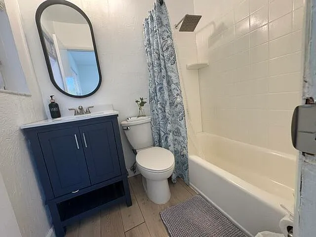 632 SW 8th Ave — Photo 4