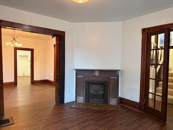 2nd image of 718 17th St