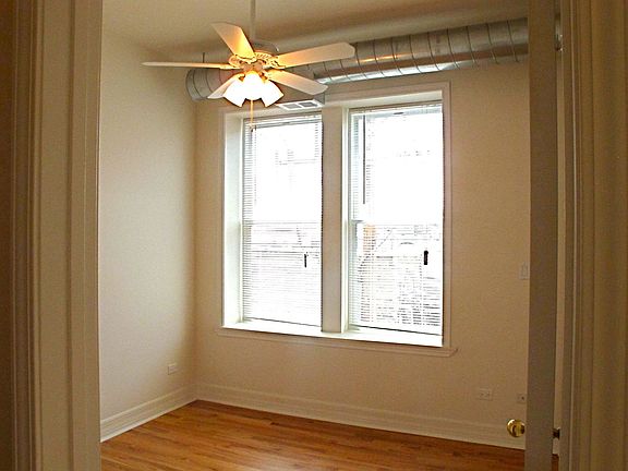 5th image of 910 S Loomis St APT 3M