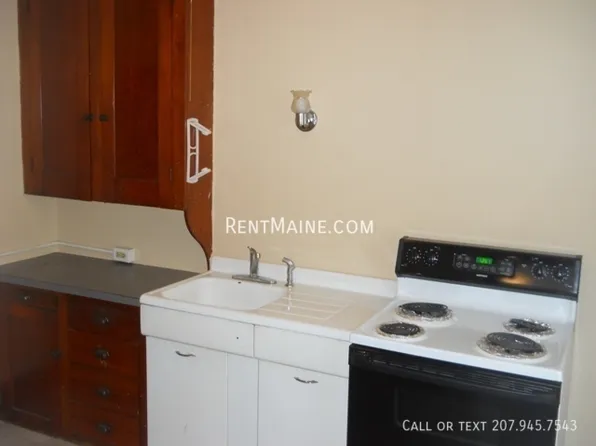 591 Main St, Bangor, ME