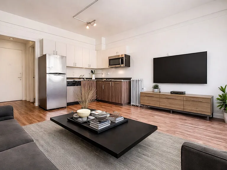Addison on Fourth Apartments — Photo 4