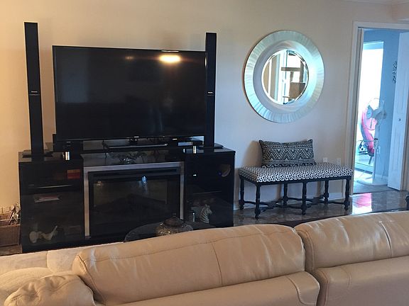 4th image of 3515 Country Club Dr