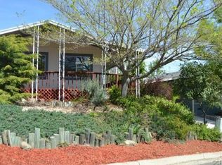 370 Walnut Dr, Lakeport, CA