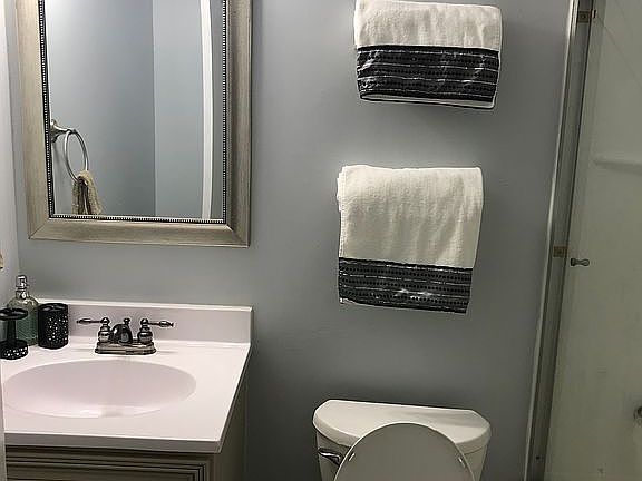 Full bathroom