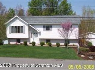 279 Upper Powderly St, Carbondale, PA 18407