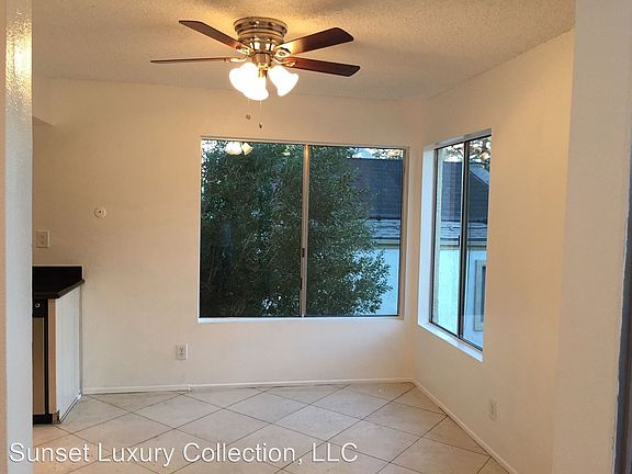 3rd image of 18408 Hatteras St Unit 58