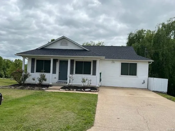 204 Wrenwood Dr, Saint Clair, MO 63077