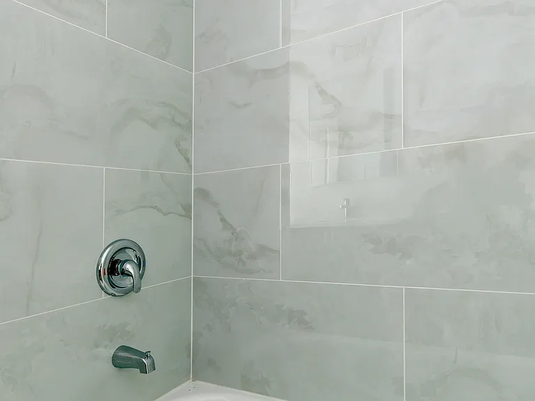 5461 W Berks St #B — Photo 10
