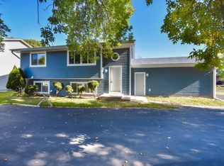 9041 Vinewood Ln N, Maple Grove, MN 55369