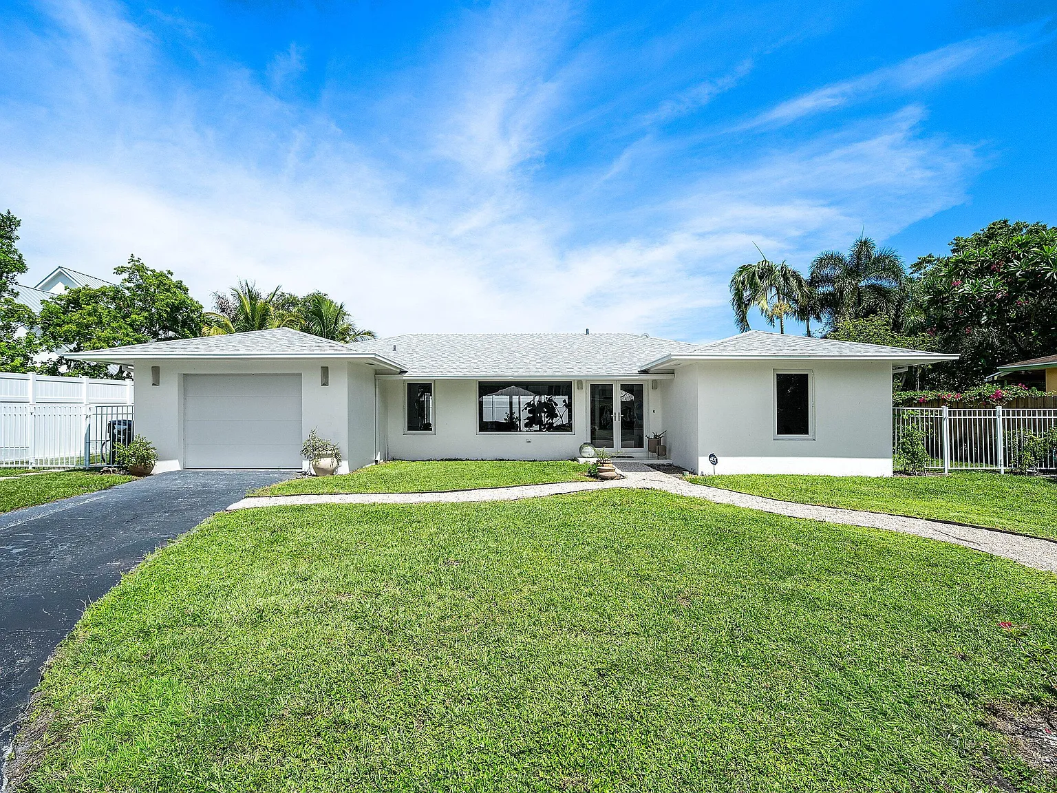 3 bed, 2.0 bath, 1534 sqft, $17,500 — Photo 4
