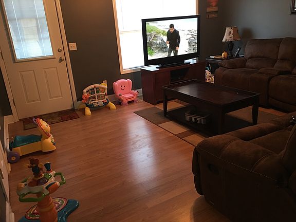 2nd image of 1644 Boyd Ave