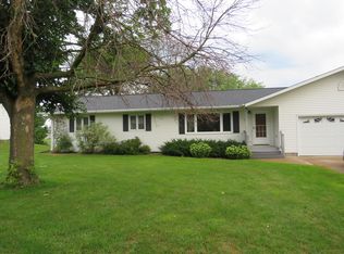 664 W Vine St, Mondovi, WI 54755