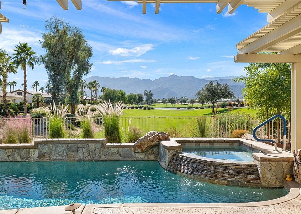 1st image of 81687 Desert Willow Dr