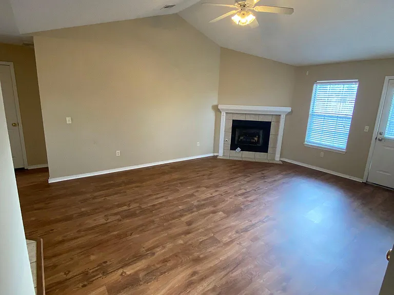 1347 S Camellia Ln — Photo 4