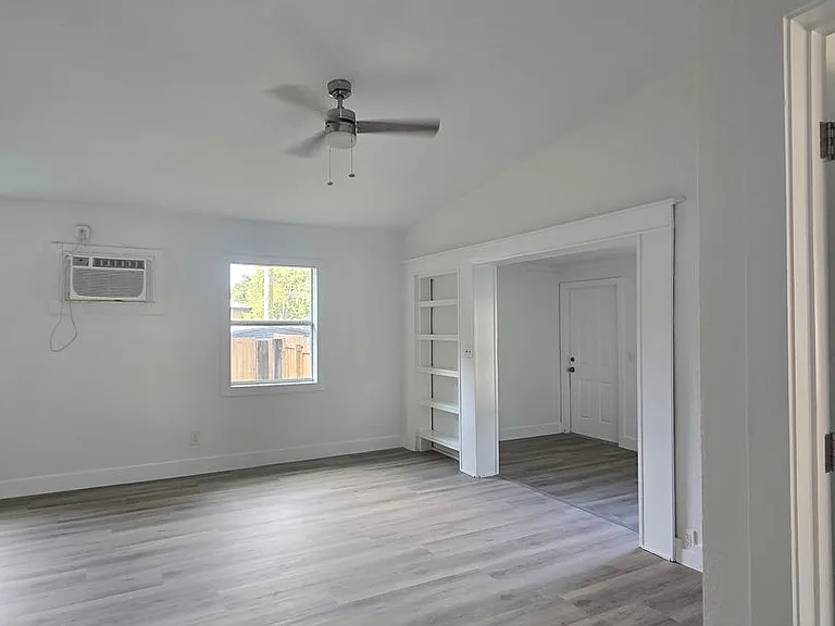 3827 Eve Dr W — Photo 6