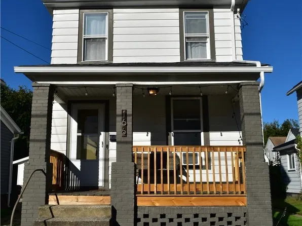 166 17th St NW, Barberton, OH 44203
