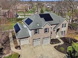 415 Forest Edge Dr, South Lebanon, OH