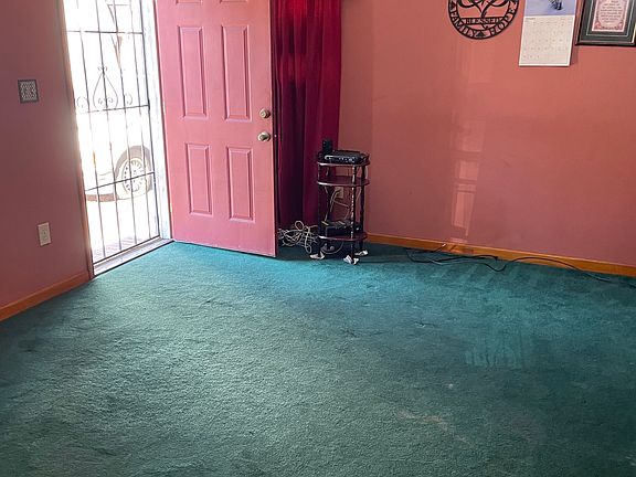 Master suite private entrance