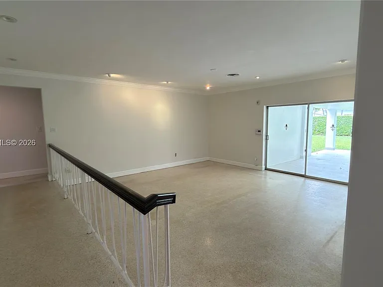 7700 SW 52nd Ct — Photo 2