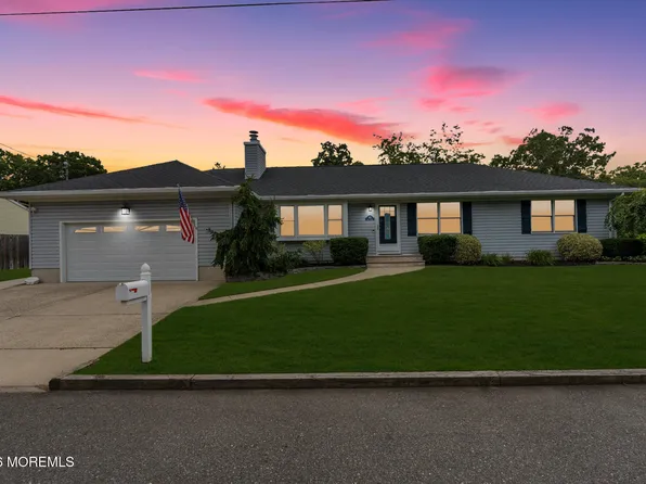 633 Spray Avenue, Beachwood, NJ 08722