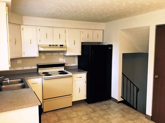 4th image of 5068 Beckenham Ct