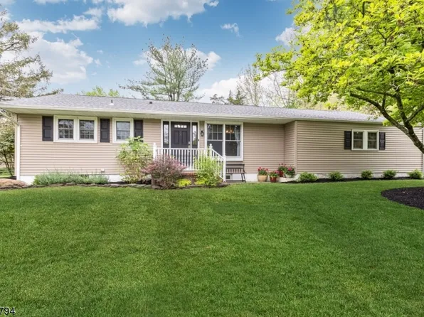 2 Woodland Terrace, High Bridge Boro, NJ 08829
