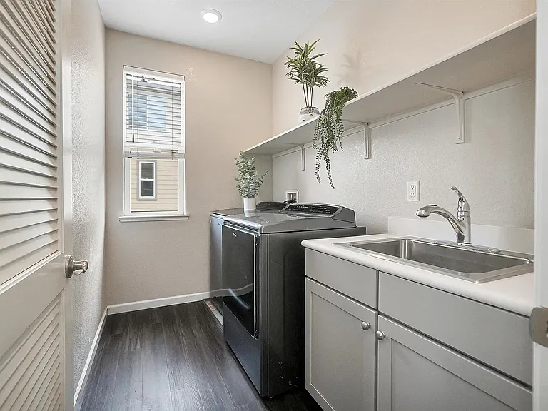 26583 Greta Ln — Photo 18