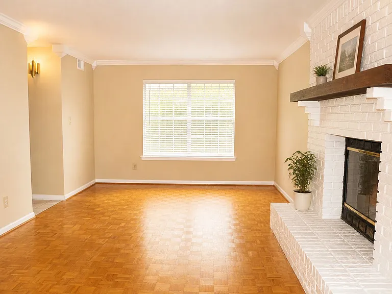 Living Family Room - L Shaped
