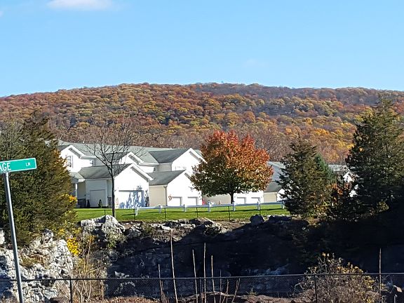 4th image of 14 Heritage Ln #507