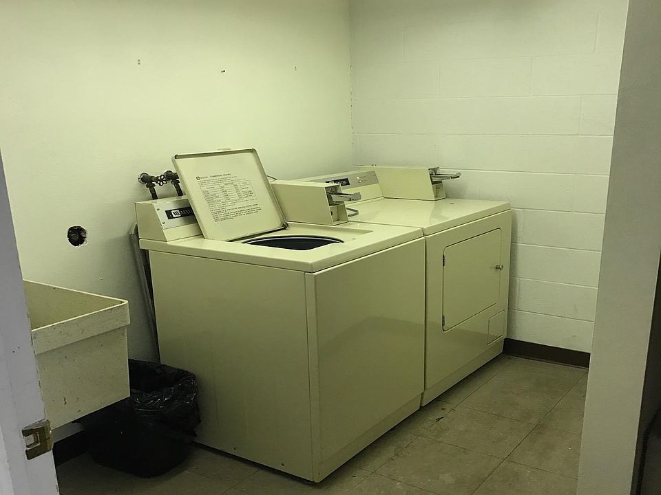 2nd image of 1702 W Tiffany Ct APT 1
