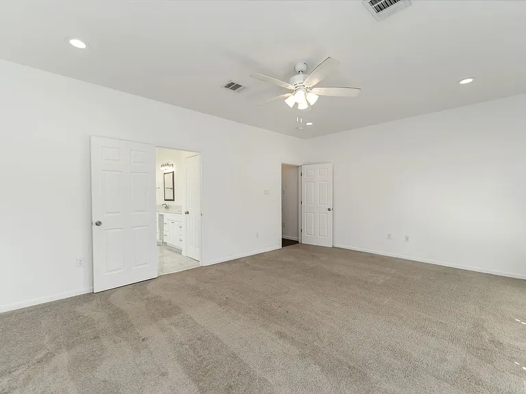 7902 Parnell St #B — Photo 6