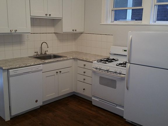 2nd image of 3490 N Elston Ave #1F