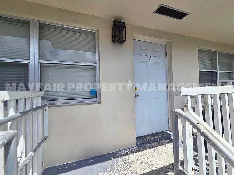 225 Iowa Ave #4D — Photo 10
