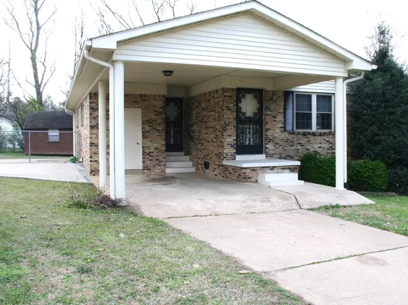 1833 Johnson St, Dyersburg, TN 38024